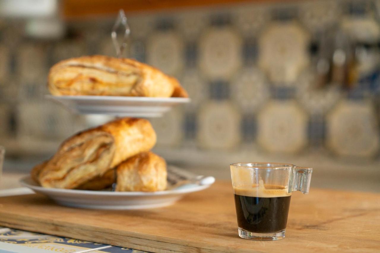 Growth House Bed & Breakfast Porto Luaran gambar