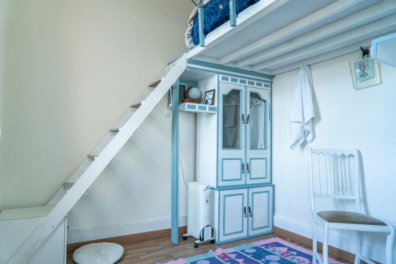 Growth House Bed & Breakfast Porto Luaran gambar