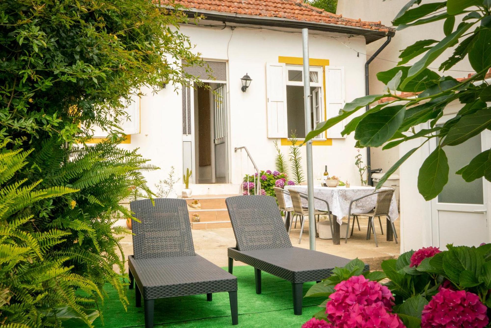 Growth House Bed & Breakfast Porto Luaran gambar